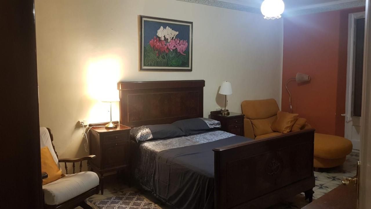 Piso Romantico Y Espacioso Tremp Exterior foto
